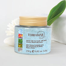 Cargar imagen en el visor de la galería, Terramar Sales Marinas Exfoliantes para Pies con Extractos de Menta, Flores y Árnica